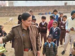 Police crack down on school vehicles in Mauganj