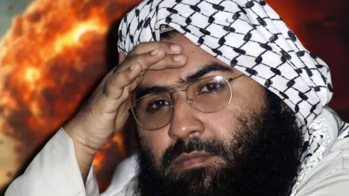 Masood Azhar News: मसूद अजहर को भगोड़ा घोषित करने पर पाकिस्तान घिरा, पूर्व DGP एसपी वैद बोले- दुनिया की आंखों में धूल झोंकने की कोशिश